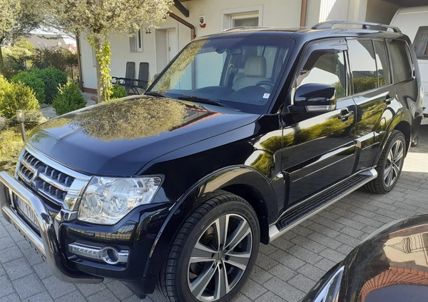 Mitsubishi Pajero cena 137760 przebieg: 129000, rok produkcji 2016 z Wrocław małe 56